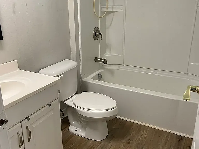 13 E Meadowlark Ln #82 — Photo 3