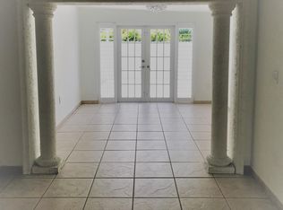 8846 NW 151st Ter, Miami Lakes, FL 33018