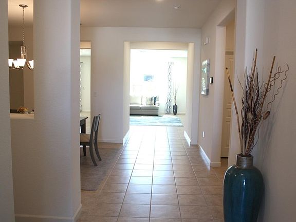 5th image of 1195 3rd St