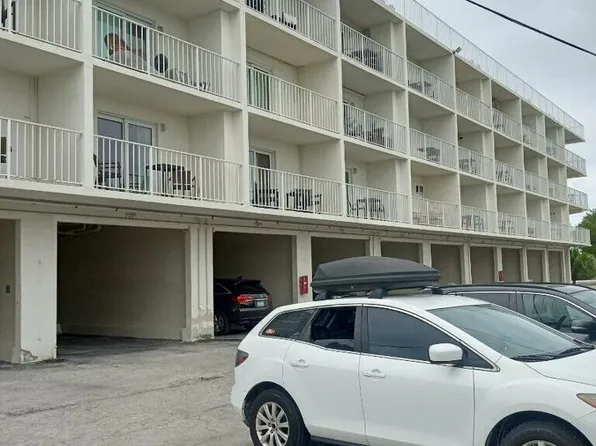 23 Sombrero Blvd APT 328, Marathon, FL 33050