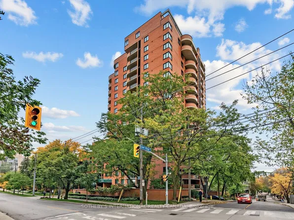260 Heath St W #307, Toronto, ON M5P 3L6