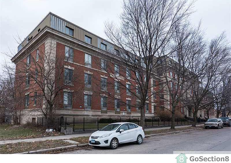 1st image of 4724 S Vincennes Ave APT 115
