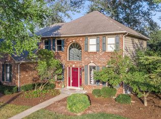 208 Oakwood St, Yorkville, IL 60560