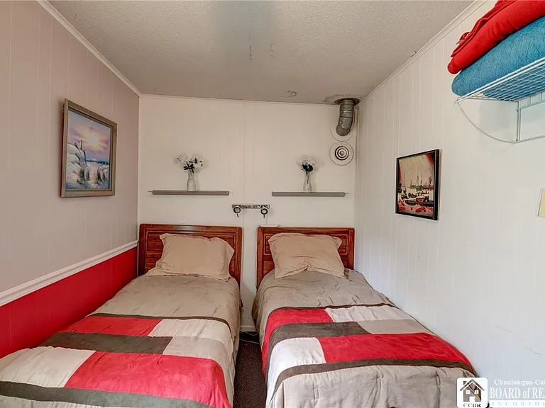 2372 Lakeside Dr — Photo 21