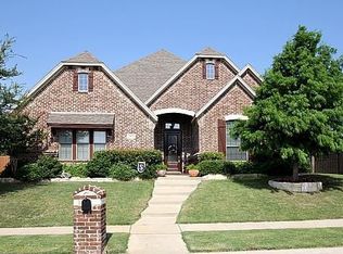 7913 Forest Ridge Ct, North Richland Hills, TX 76182