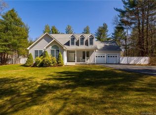 6 Grey Fox Lndg, Woodstock, CT 06281