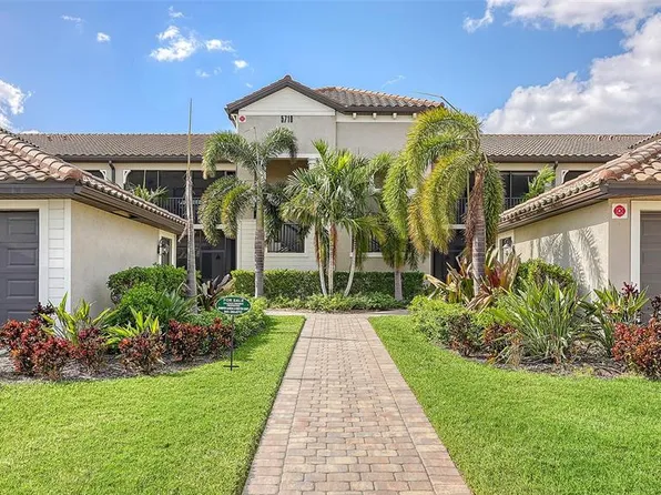 5710 Palmer Cir #201, Bradenton, FL 34211