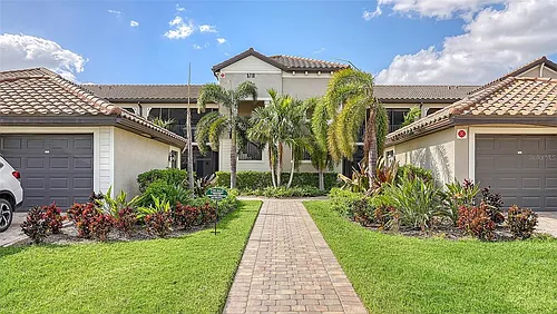 5710 Palmer Cir #201 Photo 1