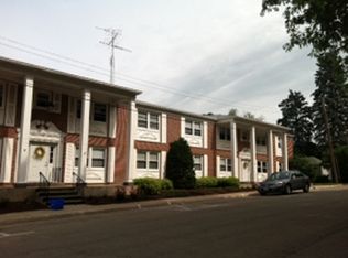 555 N Pearl St #9, Stockton, IL 61085