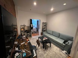 451 W 46th St FRONT 2C, New York, NY 10036