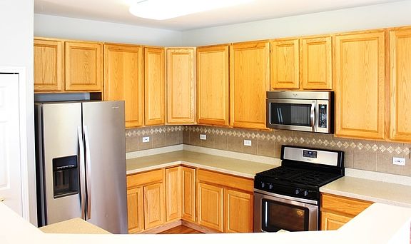 3rd image of 659 N Hidden Prairie Ct