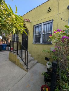 836 N Alma Ave, Los Angeles, CA, 90063