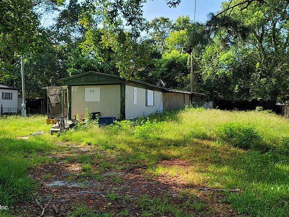 3rd image of 3052 HARBISON Street