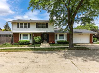 3404 88th Pl, Kenosha, WI 53142
