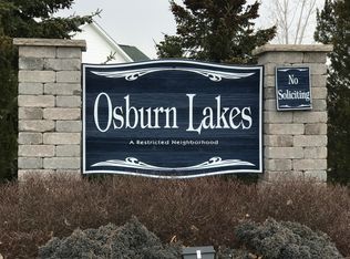1321 Jackson Dr, Owosso, MI 48867