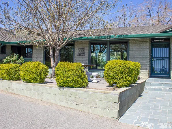 3702 Freedom Ct, Carson City, NV 89703