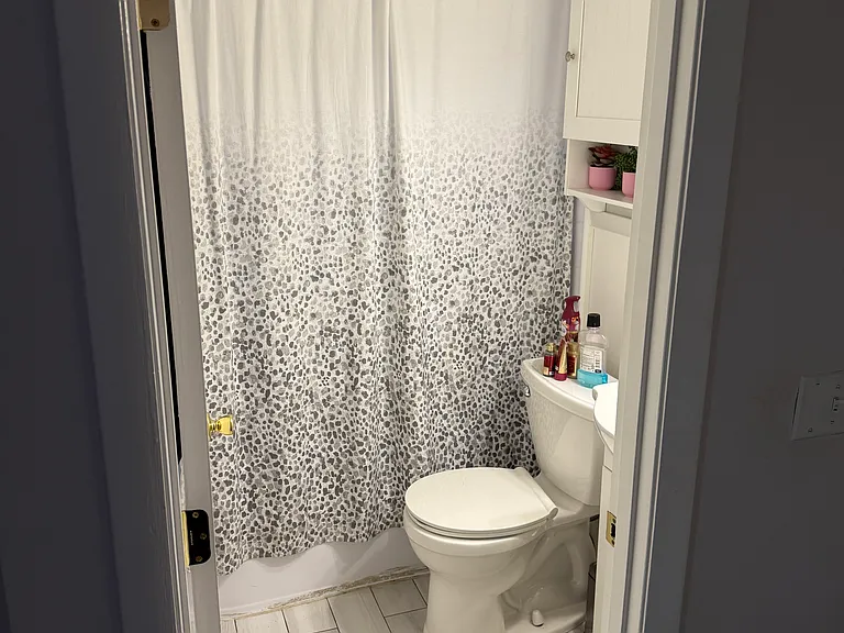 416 Belgrade Ave #6 — Photo 8