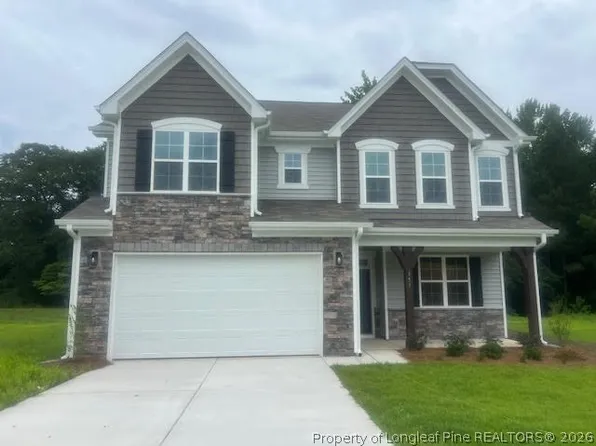 151 Cahill St, Raeford, NC 28376