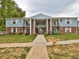 1405 Durango Ln APT 3, Fenton, MO 63026