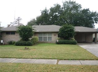 72 Marie Dr, Gretna, LA 70053