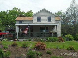 540 Ridge Ave, Dallas, PA 18612