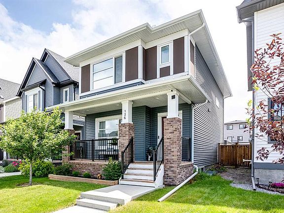 2nd image of 136 E Highview Gate SE