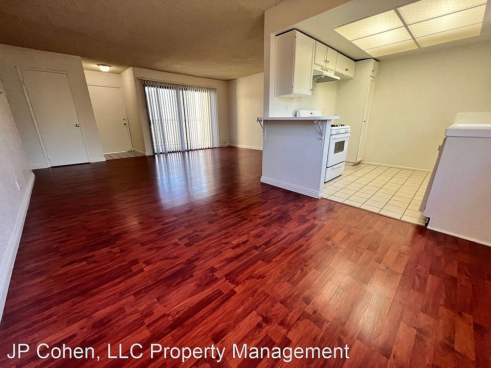 1st image of 18144 Burbank Blvd Unit 208