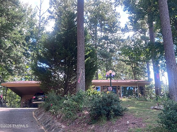 2nd image of 5730 19th Ave