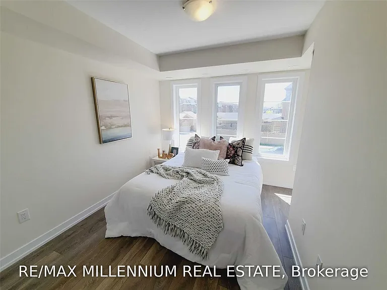 60 Parrotta Dr #279 — Photo 12