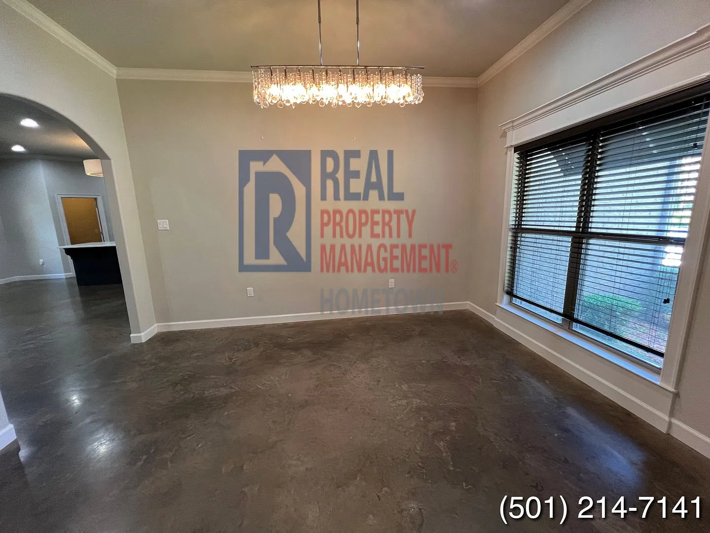 3-Bed 2-Bath Home in LR! Open Floor Plan! — Photo 4