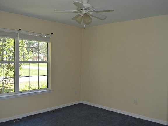 5th image of 1022 Weller Ave SE