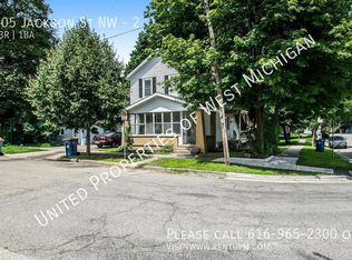 905 Jackson St NW #2, Grand Rapids, MI 49504