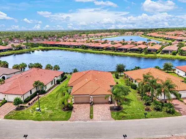 1459 Oceania Dr S, Naples, FL 34113