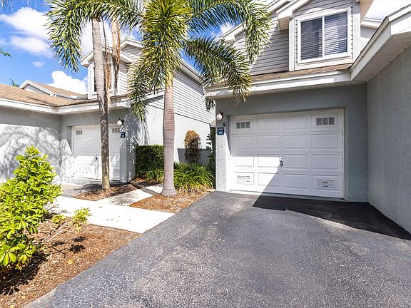 3rd image of 2611 Citrus Lake Dr APT 103
