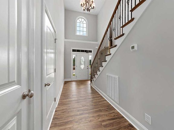 3rd image of 167 Locust St
