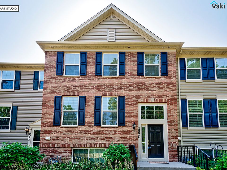 1st image of 1526 Deer Pointe Dr
