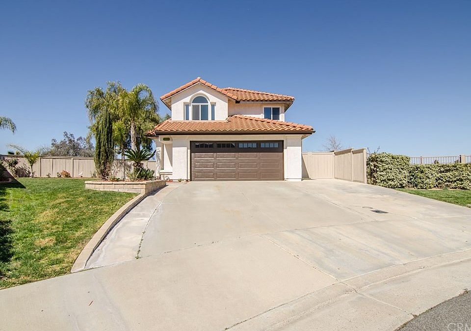 1st image of 45335 Maguey Ct