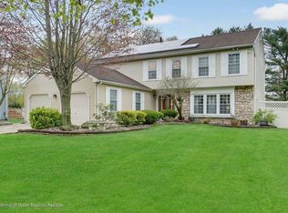 4 Croydon Ct, Englishtown, NJ 07726