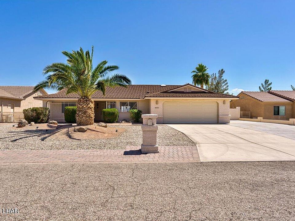 1st image of 4042 Bluegrass Dr