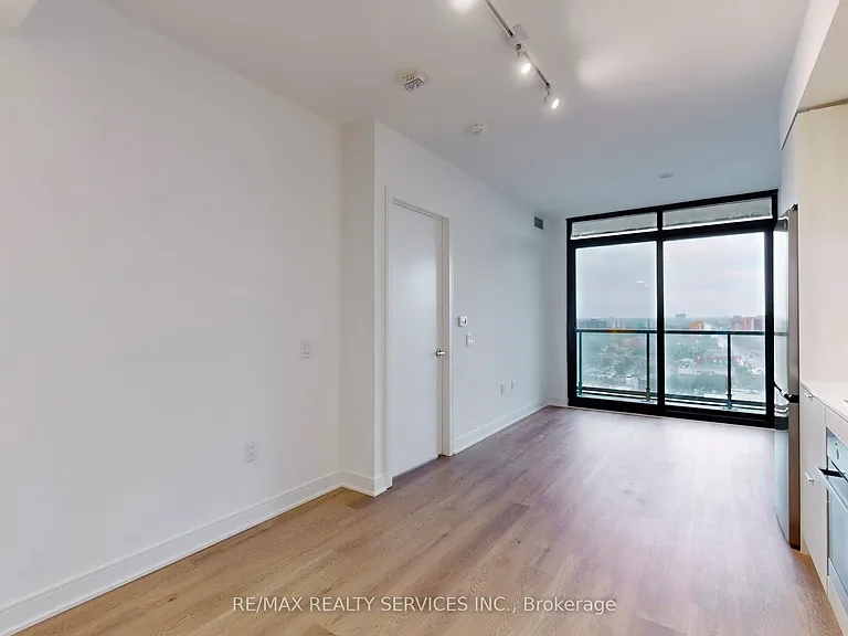 86 Dundas St E #1320 — Photo 4