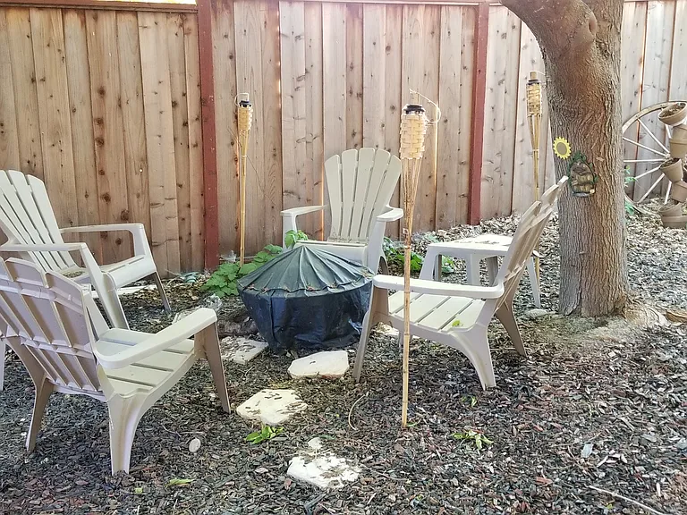 2413 Musk Ct — Photo 35