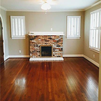5th image of 2205 Tremont Ave