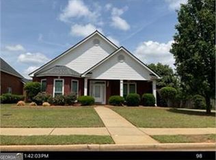 100 Jamestown Ct, Centerville, GA 31028