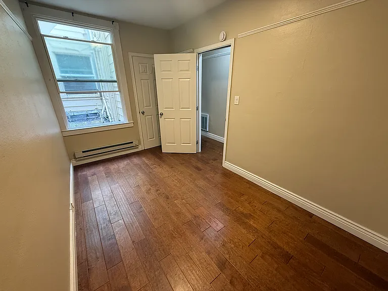 660 8th Ave #660 — Photo 9