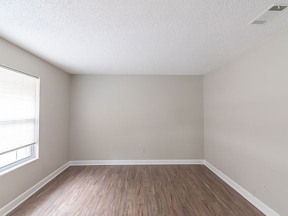 4th image of 2340 Wanda Ct #17331246