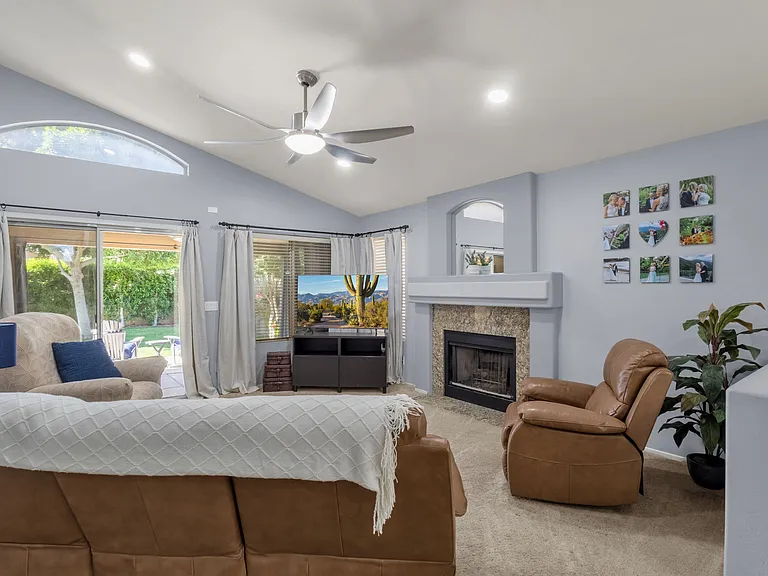4801 W Harrison St — Photo 17