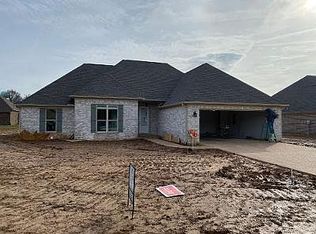 46 White Birch Dr, Jackson, TN 38305