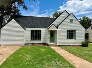 1017 E Cypress St, Altus, OK 73521