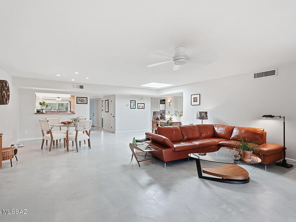 1st image of 5454 N Arroyo Vista Dr