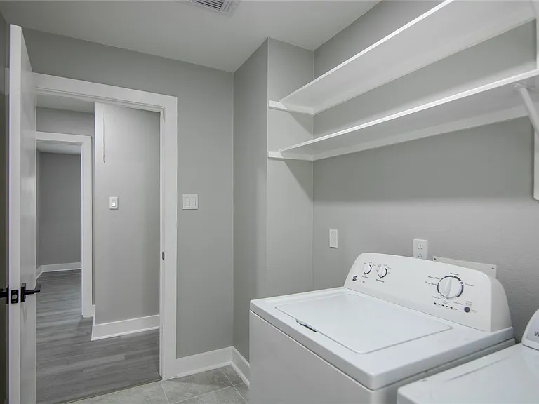 20911 Young Meadows Way — Photo 39